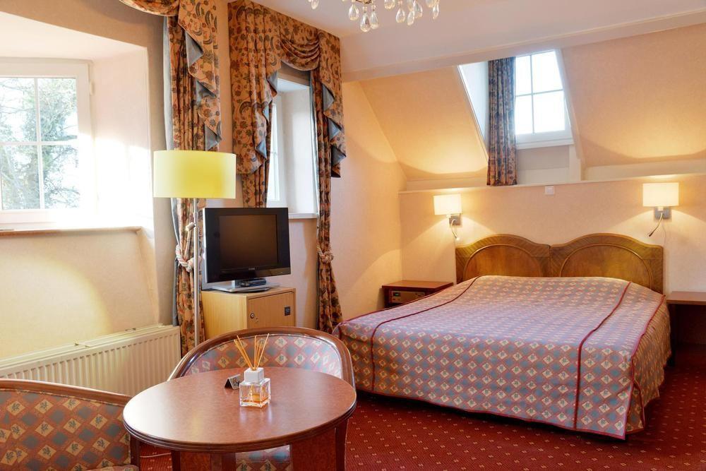 Hotel Kasteel Geulzicht Μάαστριχτ Εξωτερικό φωτογραφία
